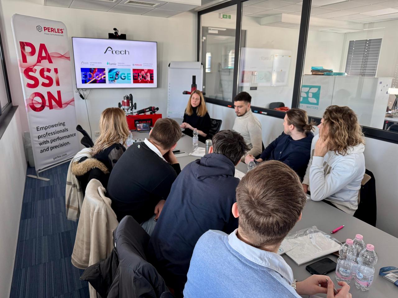 Student consulting workshop with Perles and ATech Electronics